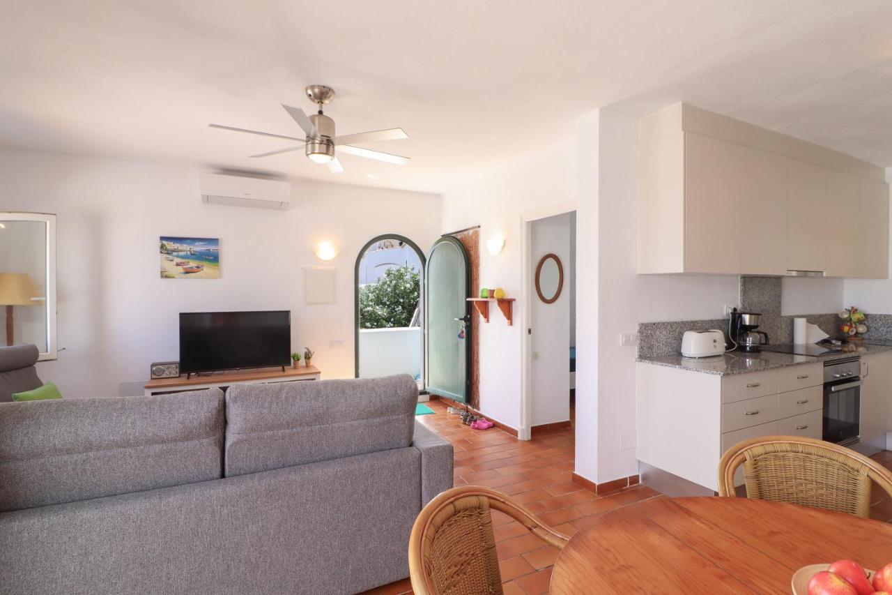 Belvedere, Family-Friendly, Nice, First-Line Apartment With Stunning Beach And Sea Views,Ac Arenal d'en Castell Eksteriør bilde