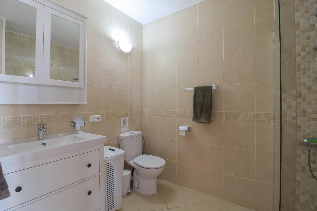 Belvedere, Family-Friendly, Nice, First-Line Apartment With Stunning Beach And Sea Views,Ac Arenal d'en Castell Eksteriør bilde
